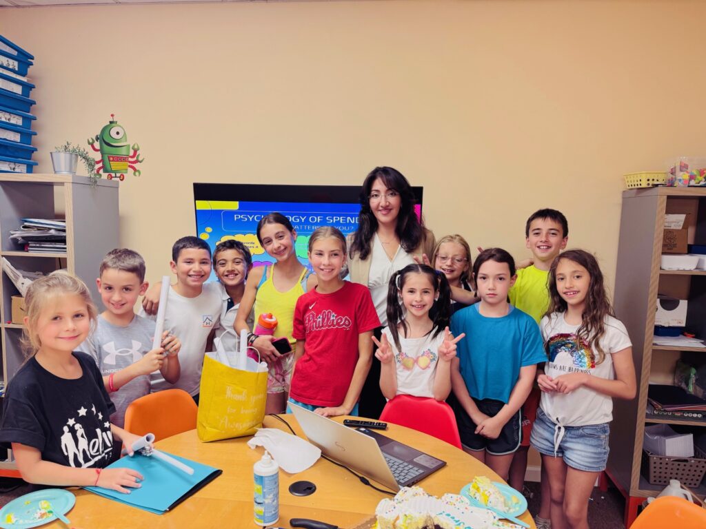 4914237849326830_161105775_ClassJuniorChamps