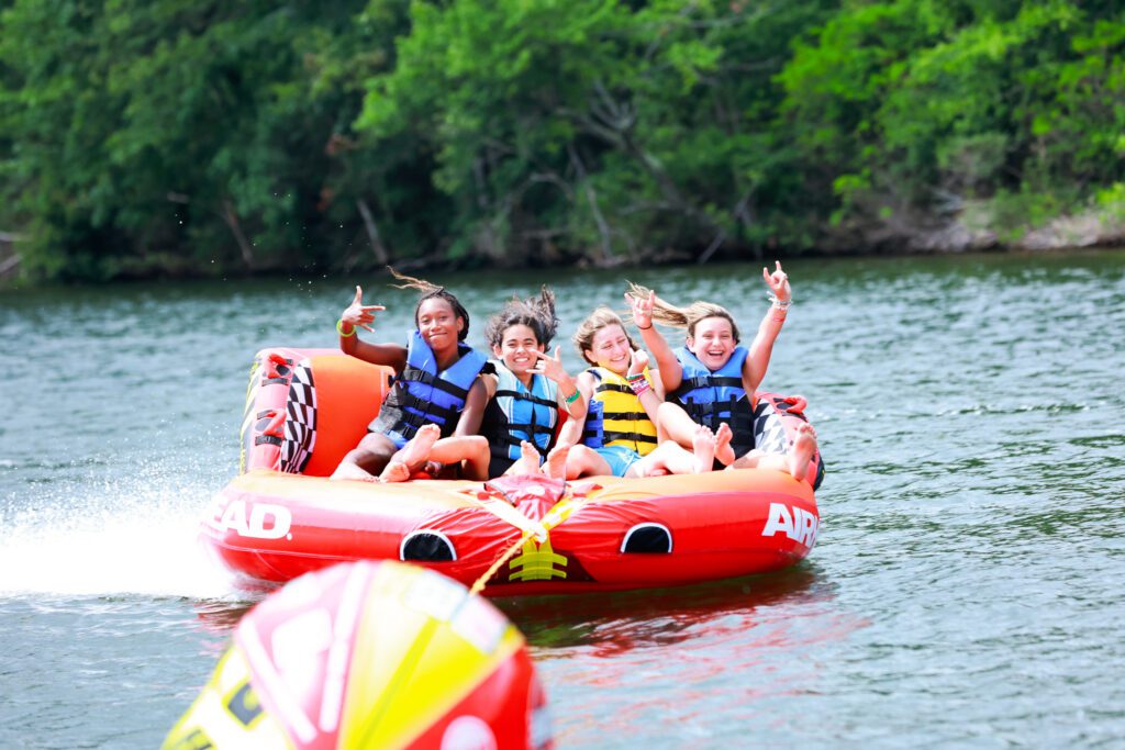 Independent-Lake-Waterfront-Tubing-1024×683